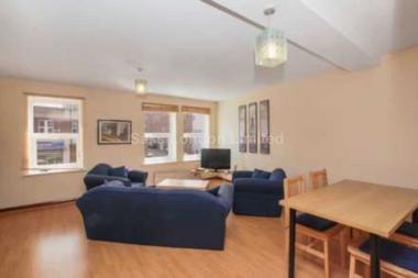 Decent size reception area at Holly Lodge, Wimbledon, SW19, 7PB